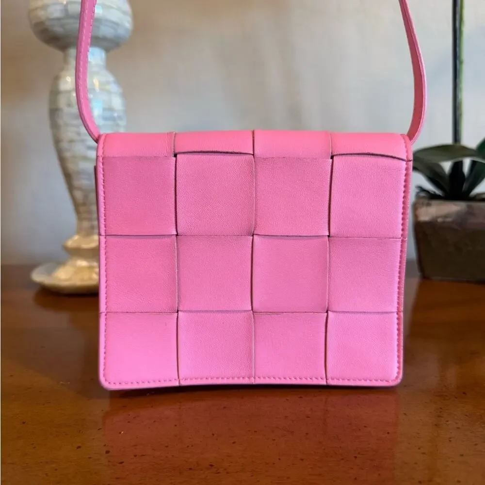 Bottega Veneta Pink Leather Crossbody Bag Suede Lining Snap Closure - Picture 1 of 10